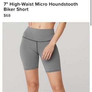Alo Yoga 7” Houndstooth Biker Shorts